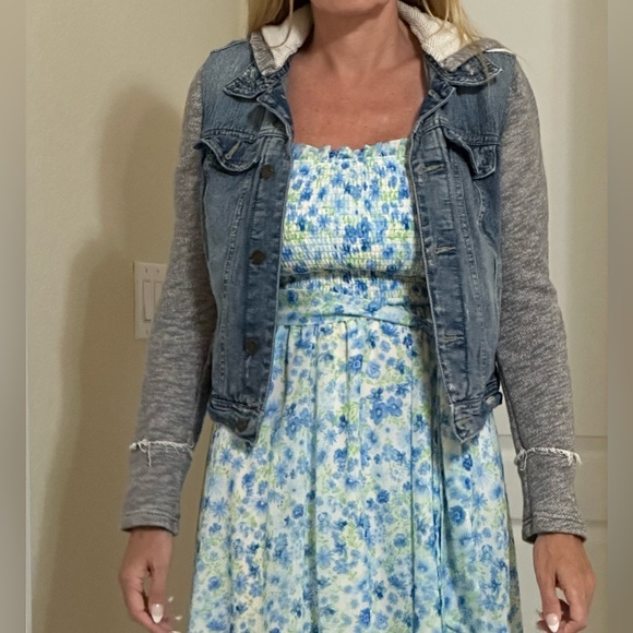 Free people denim and sweatshirt jacket size small - Picture 4 of 6